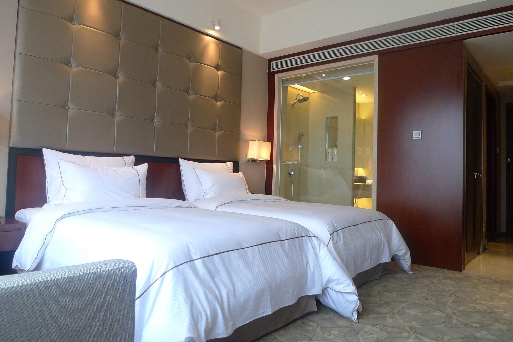 Cavan Hotel Гуанчжоу Экстерьер фото